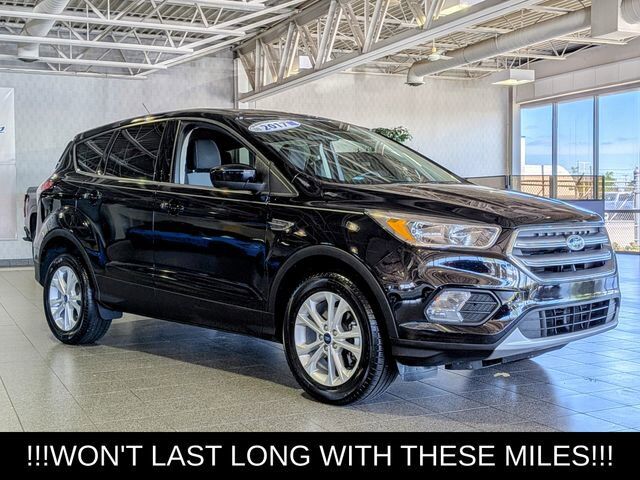 2017 FORD Escape