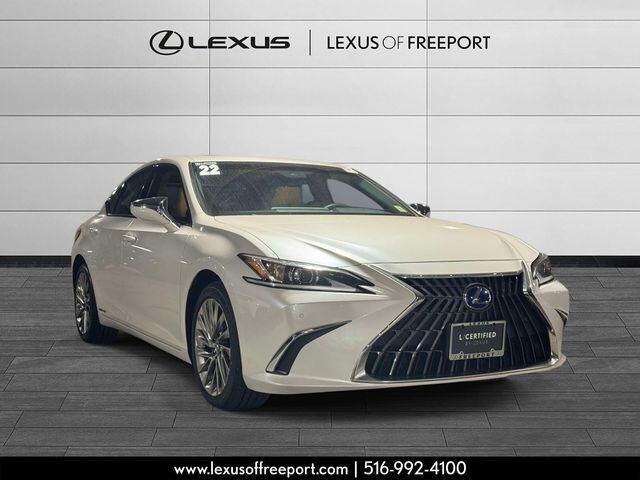 2022 LEXUS ES