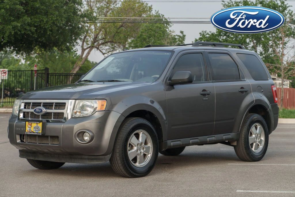 2011 FORD Escape