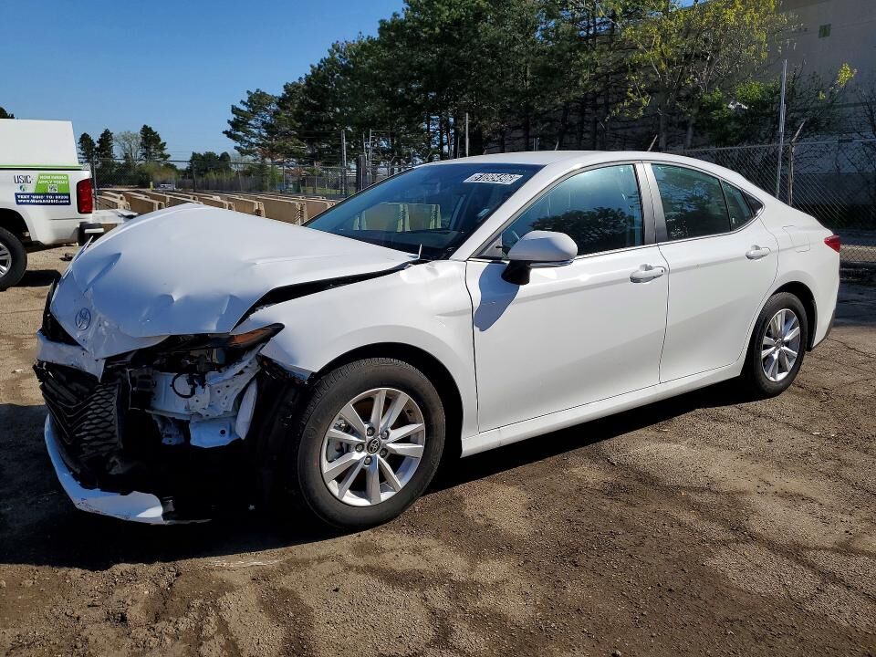 2026 TOYOTA Camry