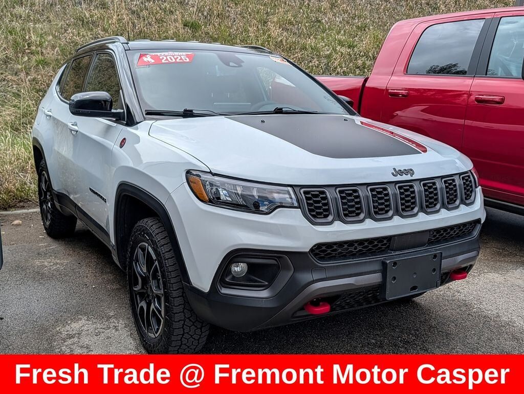 2025 JEEP Compass