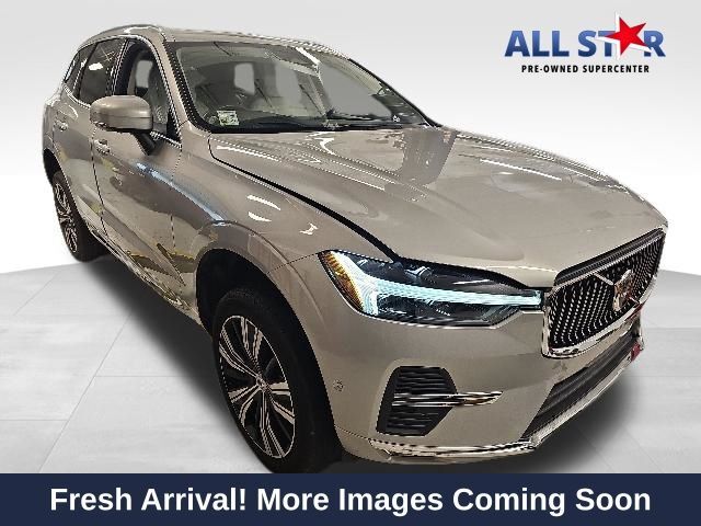 2022 VOLVO XC60
