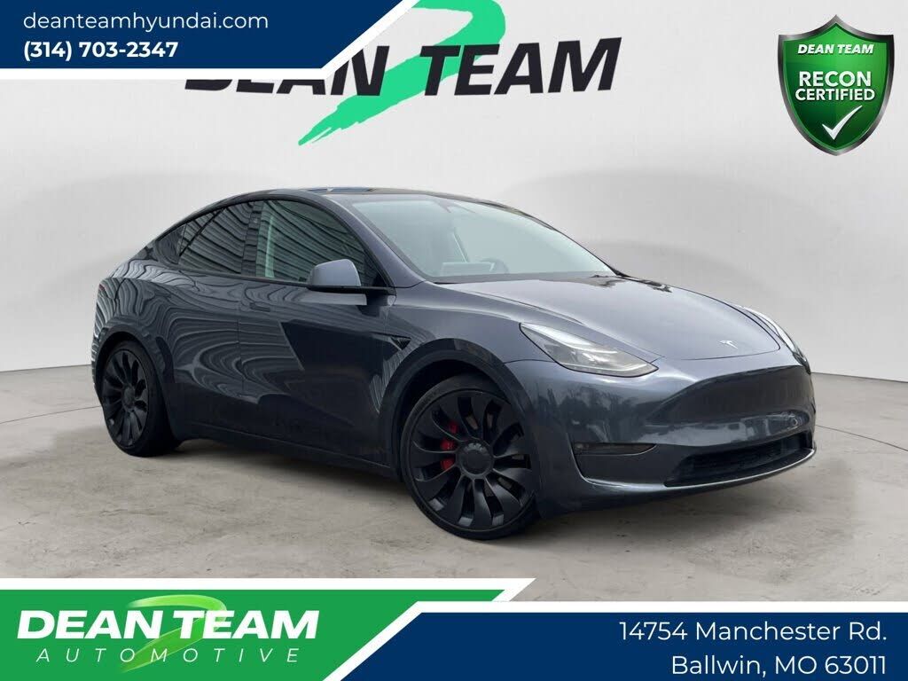 2023 TESLA Model Y