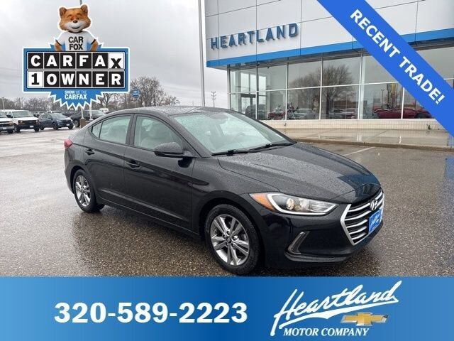 2017 HYUNDAI Elantra