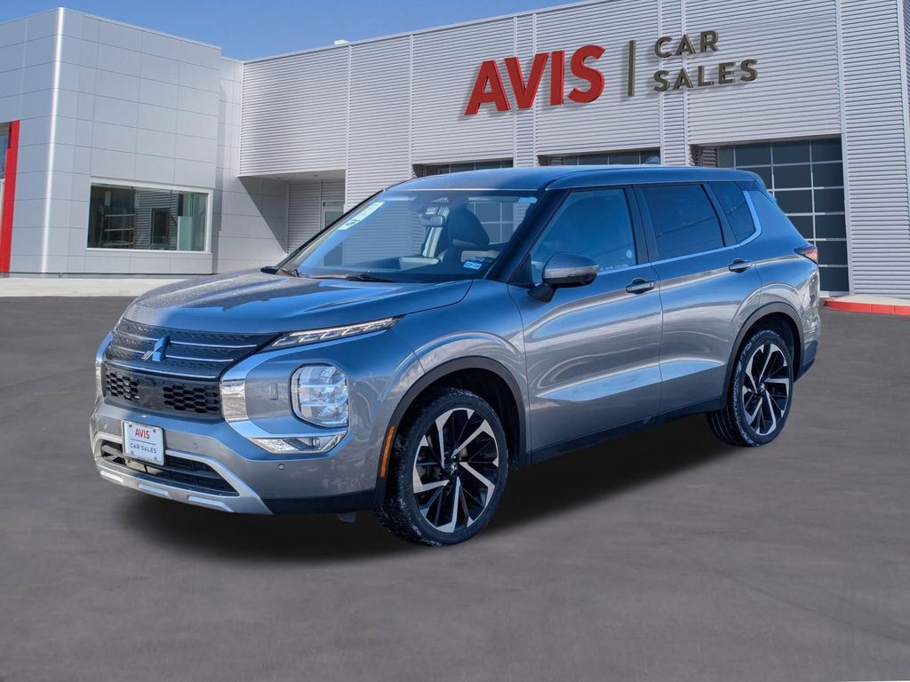 2024 MITSUBISHI Outlander