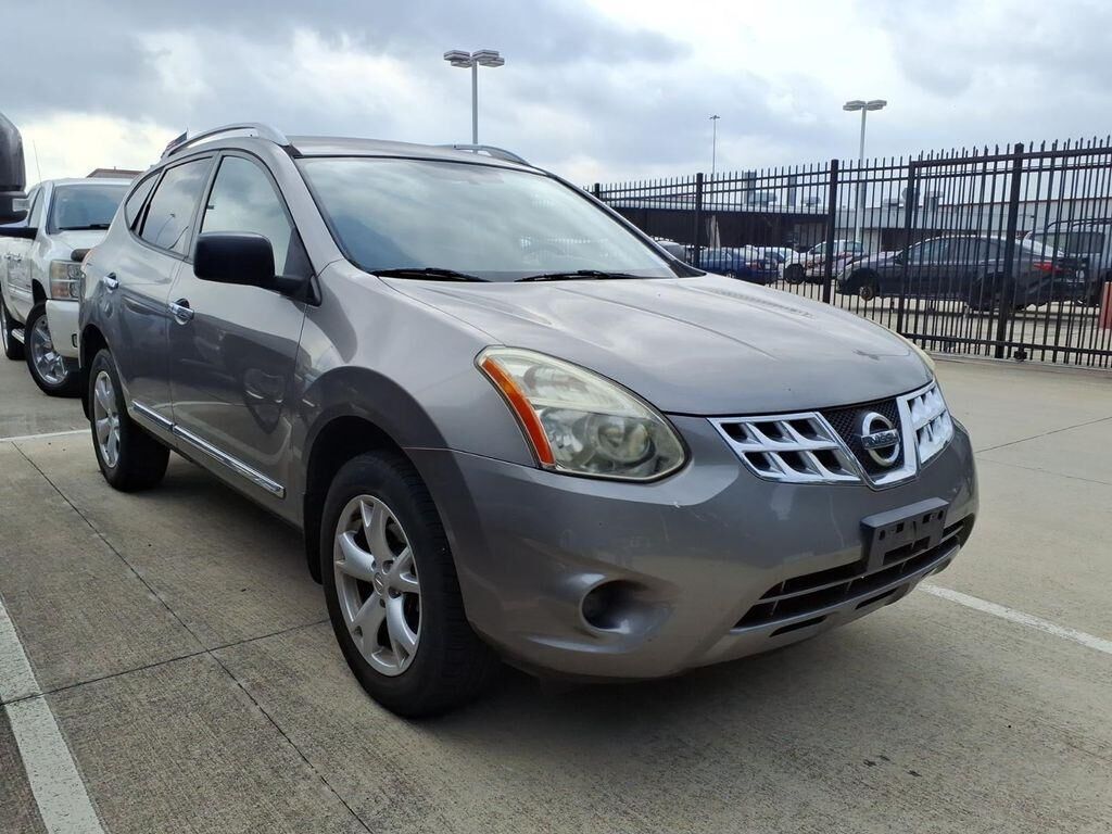 2011 NISSAN Rogue