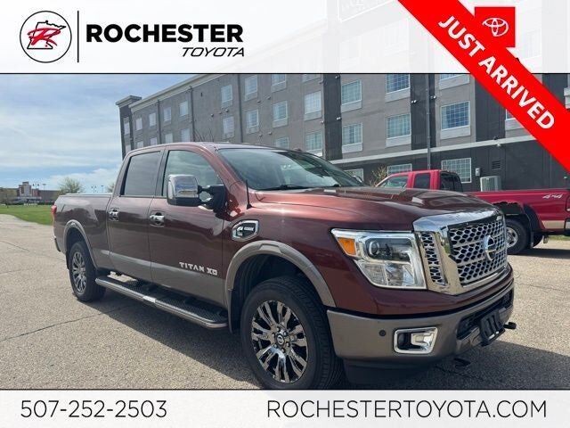 2016 NISSAN Titan