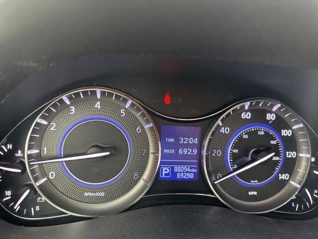 2017 INFINITI QX80