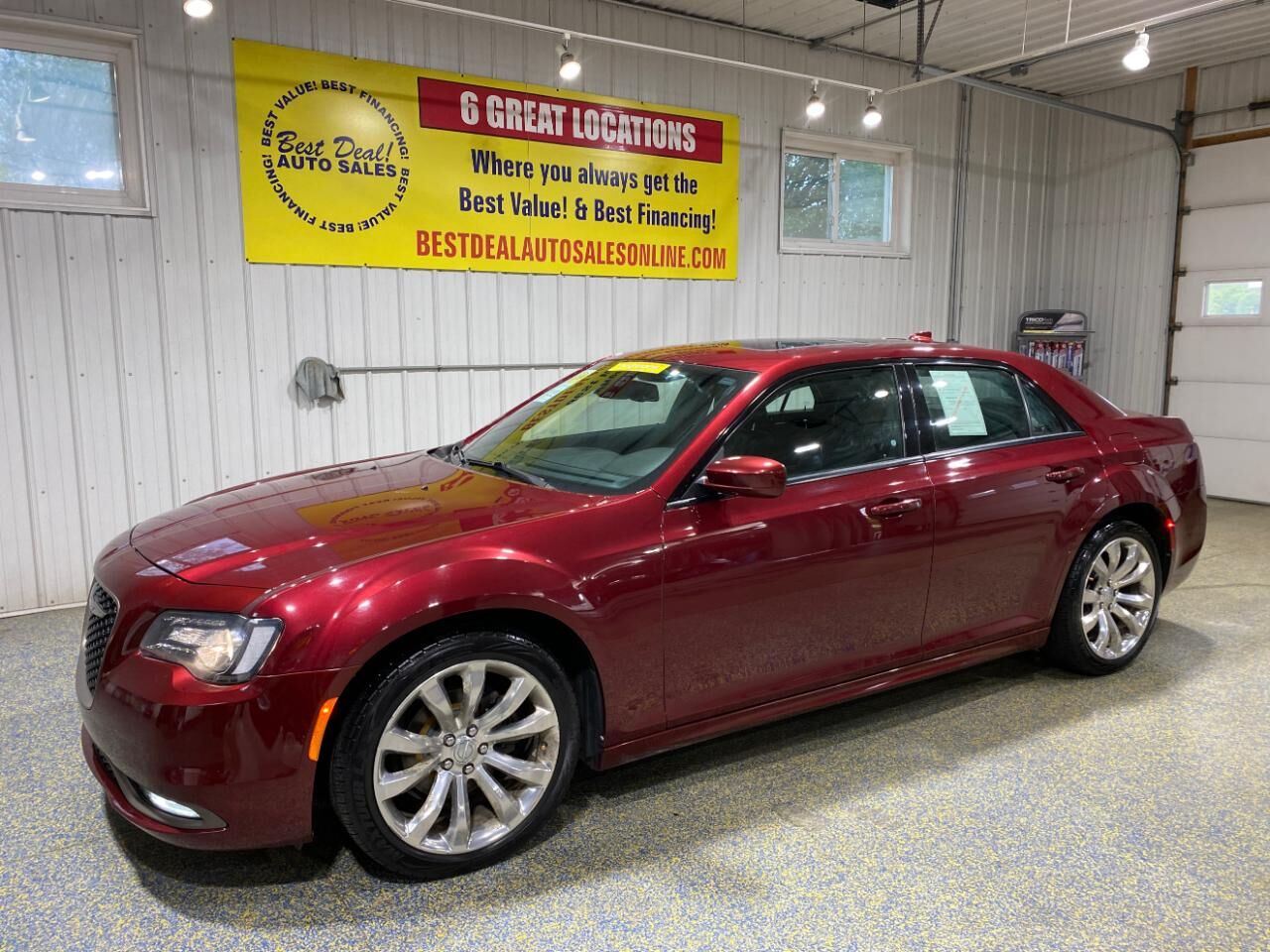2019 CHRYSLER 300
