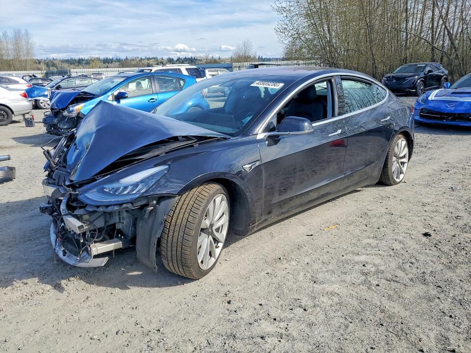 2018 TESLA Model 3