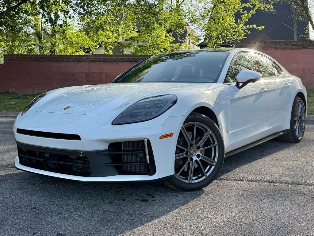 2025 PORSCHE Panamera