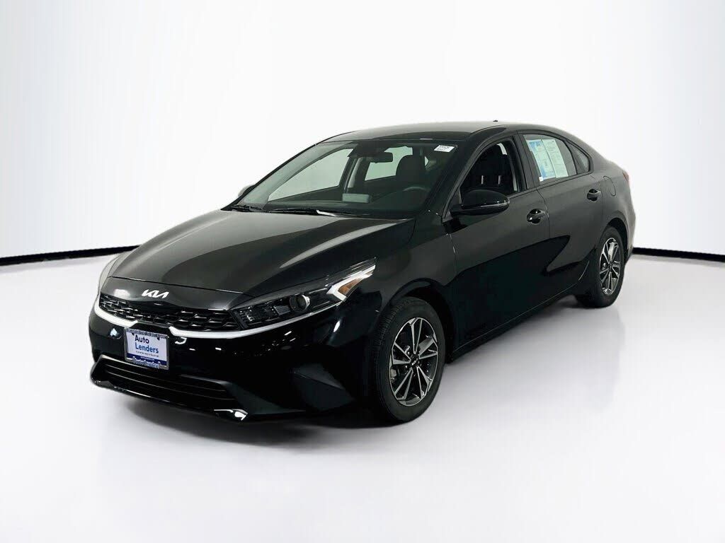 2023 KIA Forte