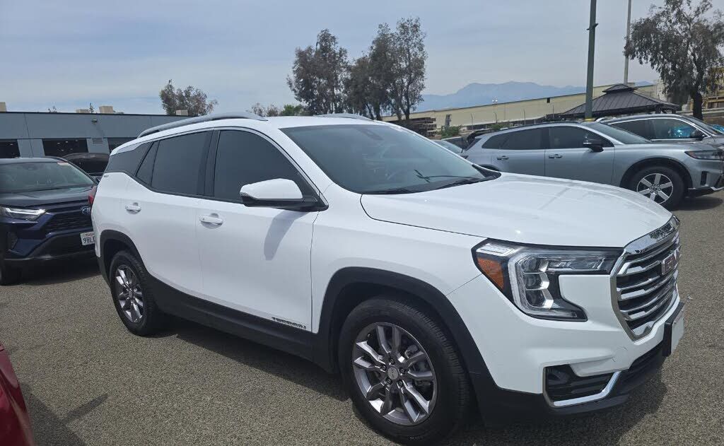 2024 GMC Terrain