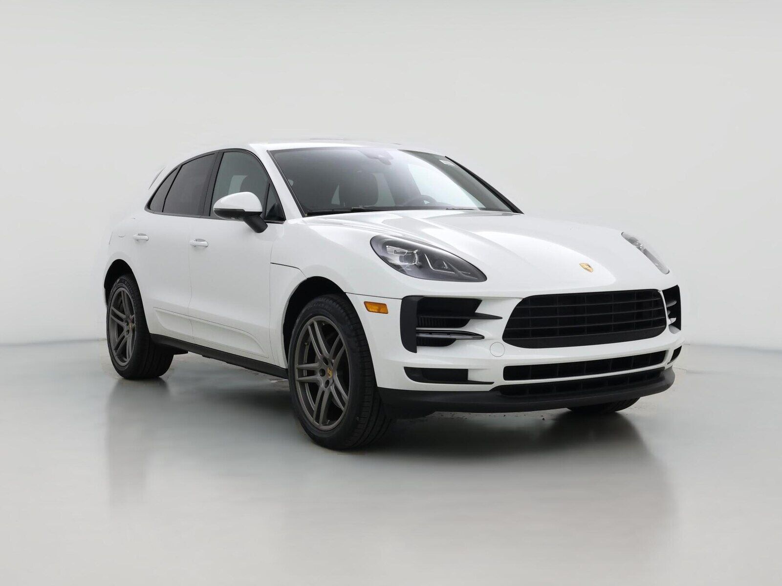 2019 PORSCHE Macan