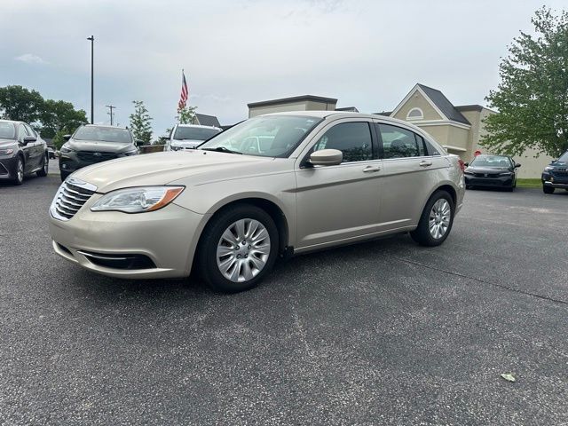2013 CHRYSLER 200