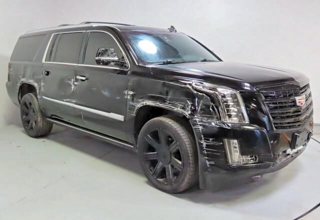 2016 CADILLAC Escalade