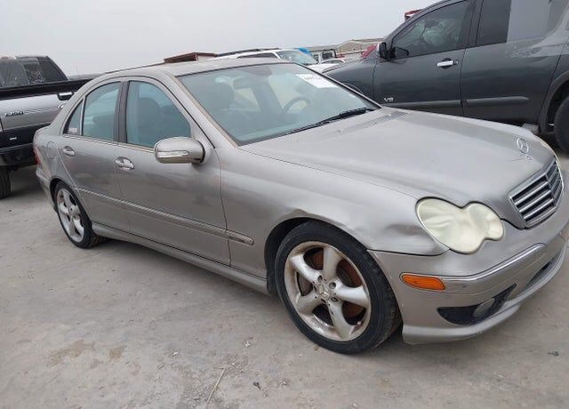 2006 MERCEDES-BENZ C-Class