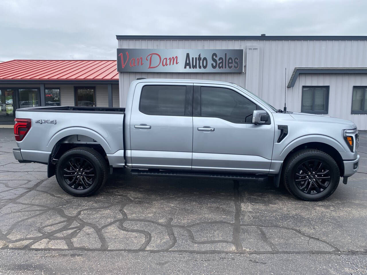 2025 FORD F-150