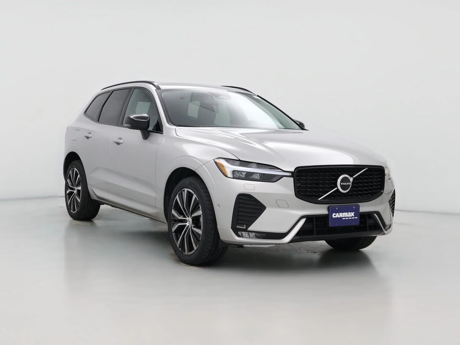 2023 VOLVO XC60