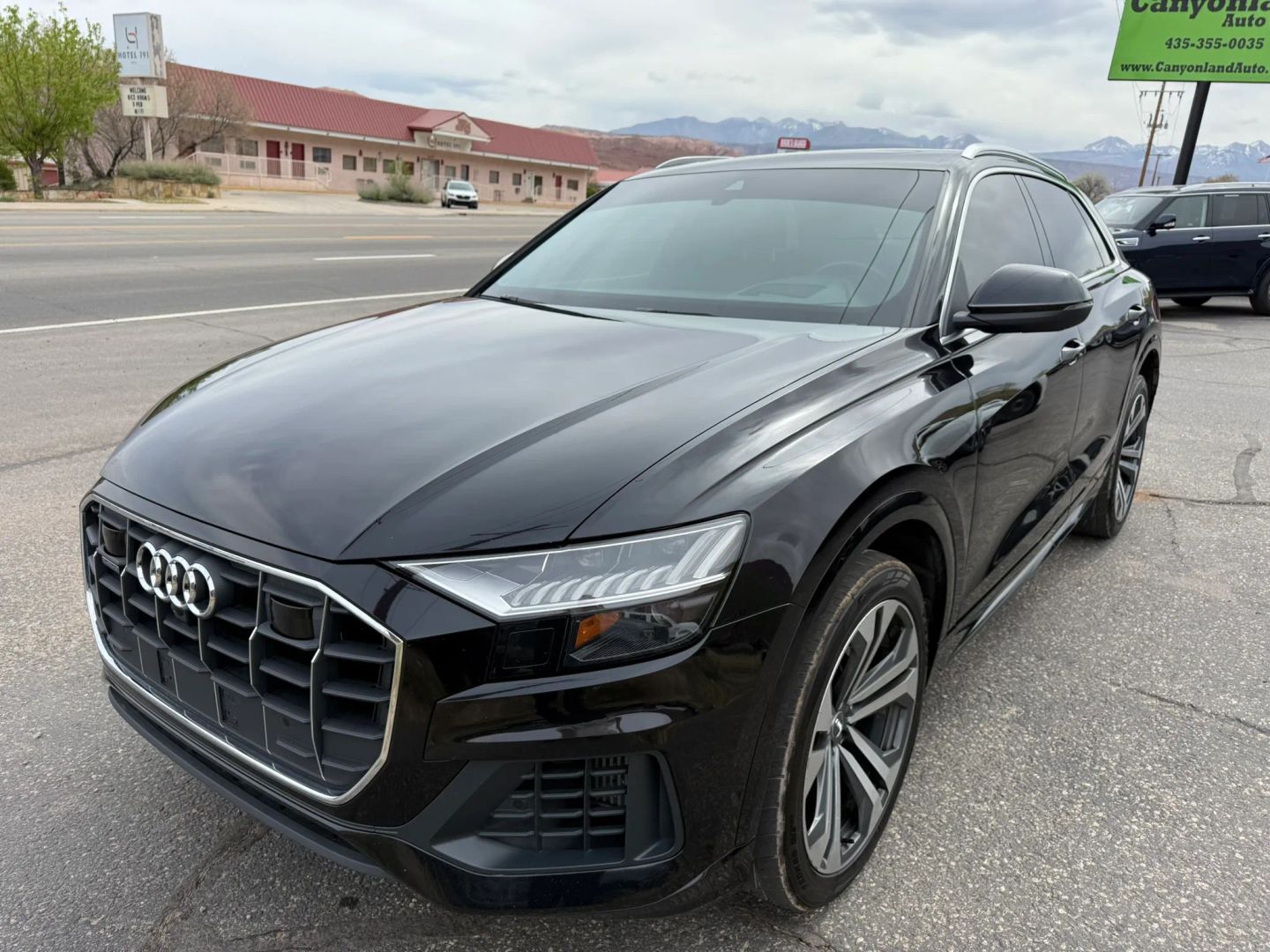 2019 AUDI Q8