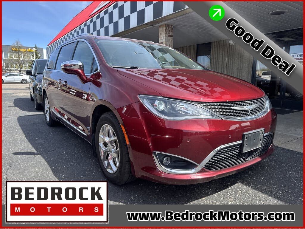 2017 CHRYSLER Pacifica