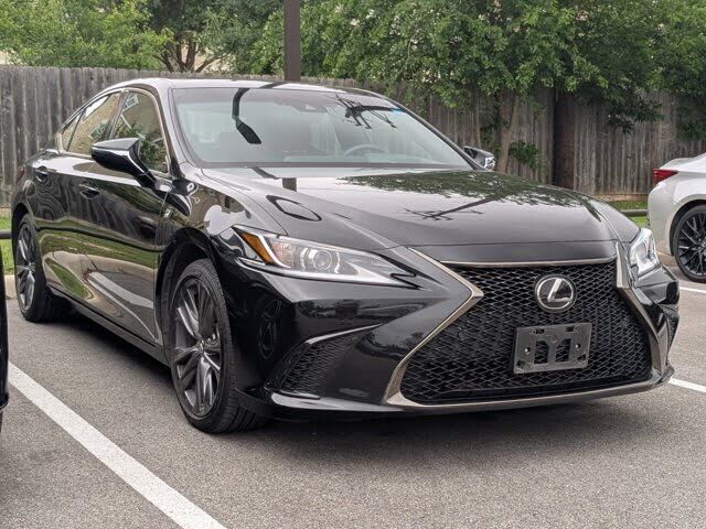 2019 LEXUS ES