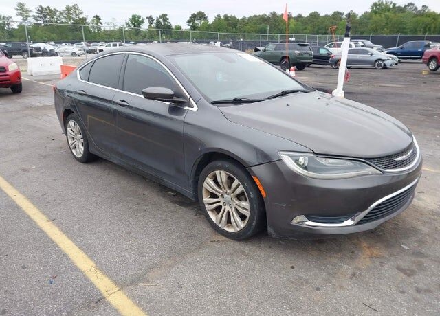 2015 CHRYSLER 200