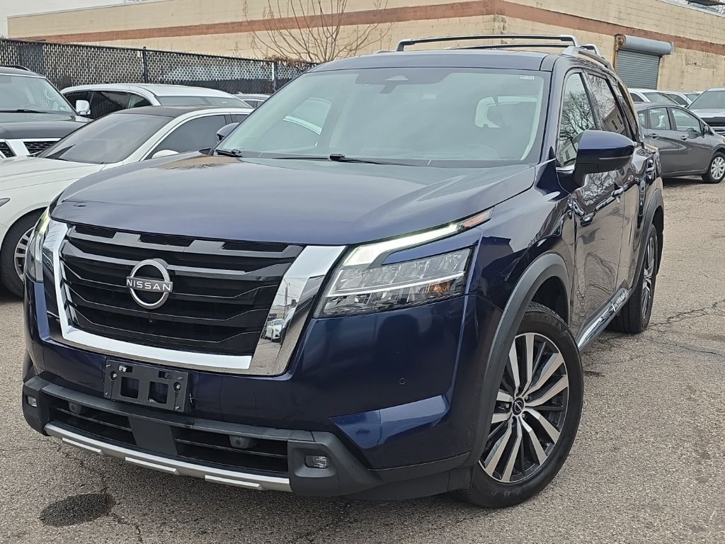 2022 NISSAN Pathfinder