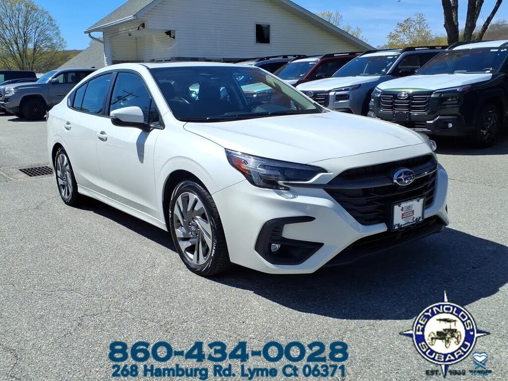 2024 SUBARU Legacy