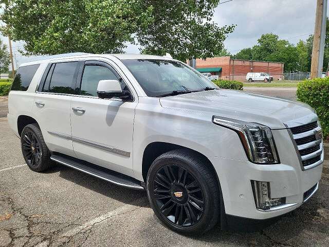 2018 CADILLAC Escalade