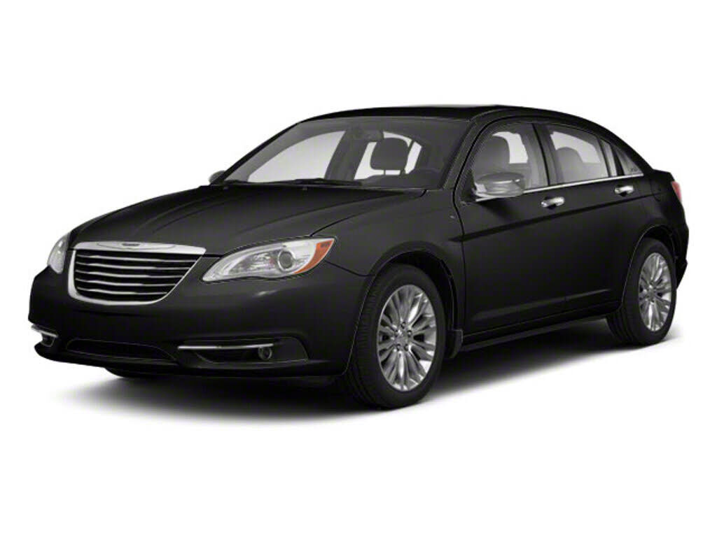 2013 CHRYSLER 200