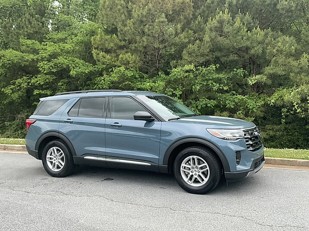 2025 FORD Explorer