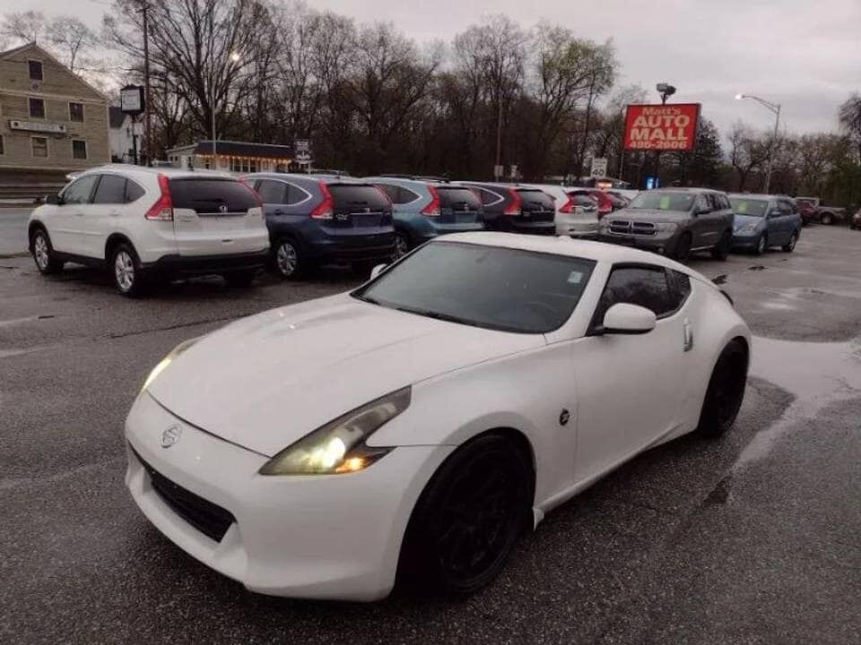2011 NISSAN 370Z