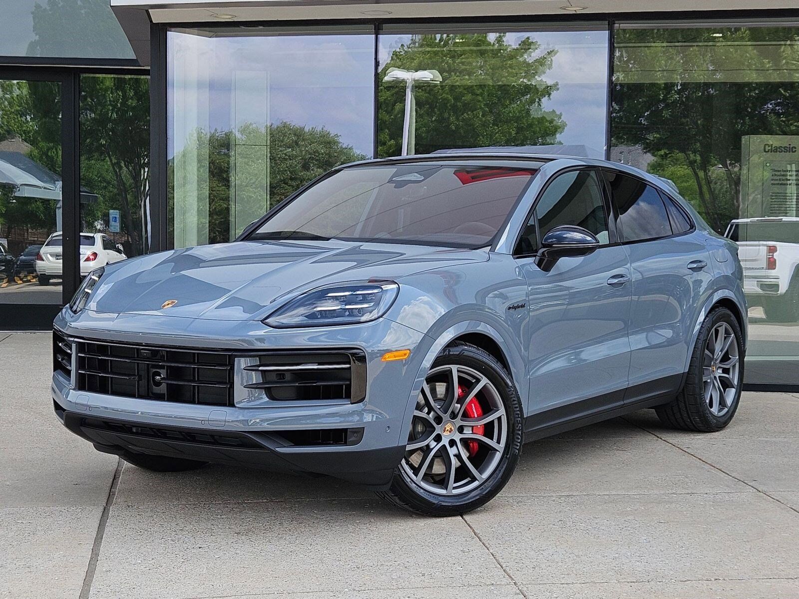 2026 PORSCHE Cayenne