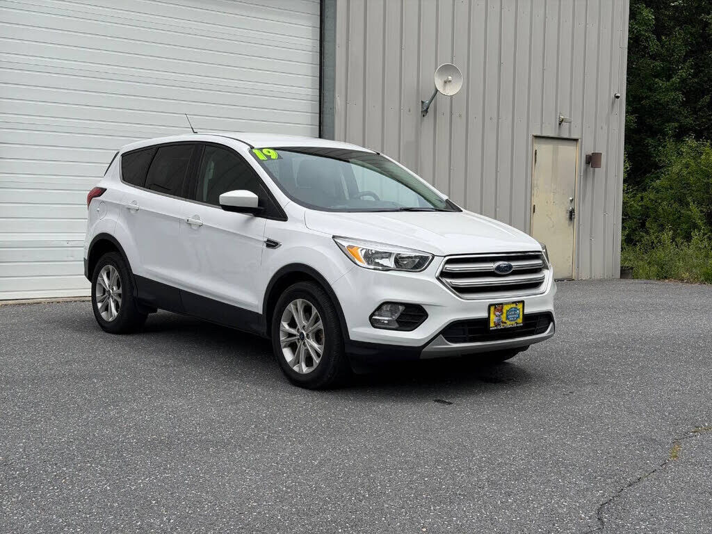2019 FORD Escape