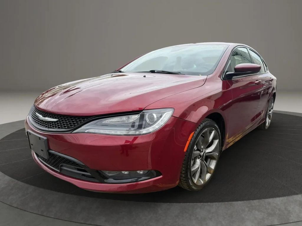 2015 CHRYSLER 200