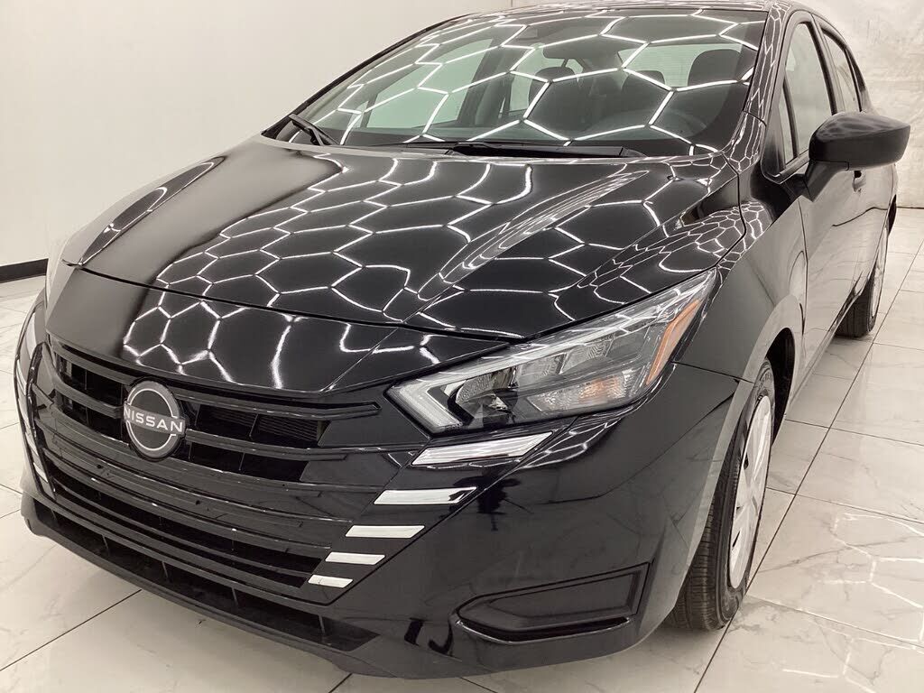 2025 NISSAN Versa
