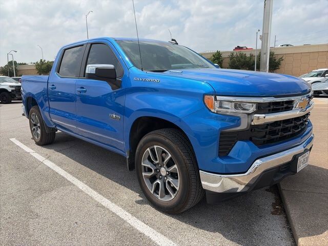 2025 CHEVROLET Silverado
