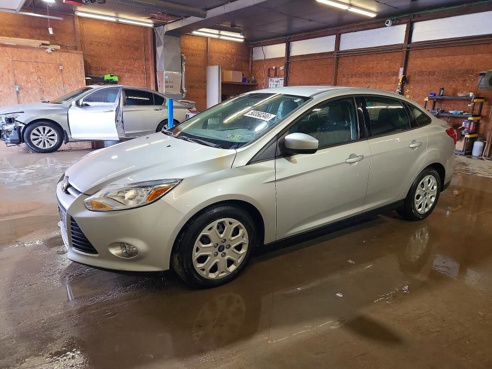 2012 FORD Focus