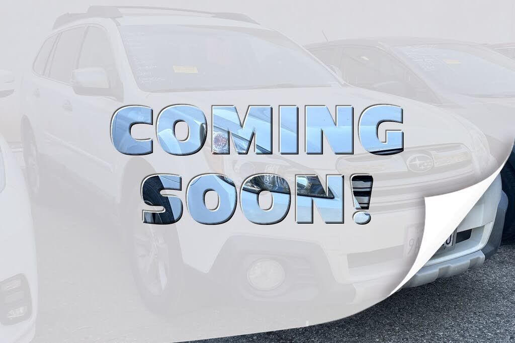 2013 SUBARU Outback