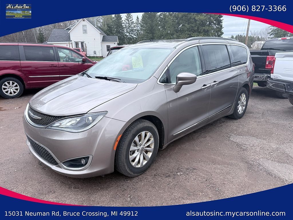 2017 CHRYSLER Pacifica