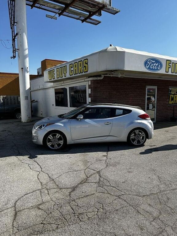 2012 HYUNDAI Veloster