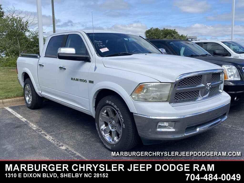 2011 DODGE Ram