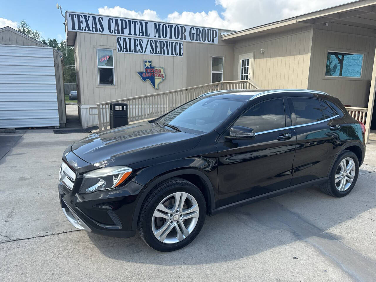 2017 MERCEDES-BENZ GLA-Class