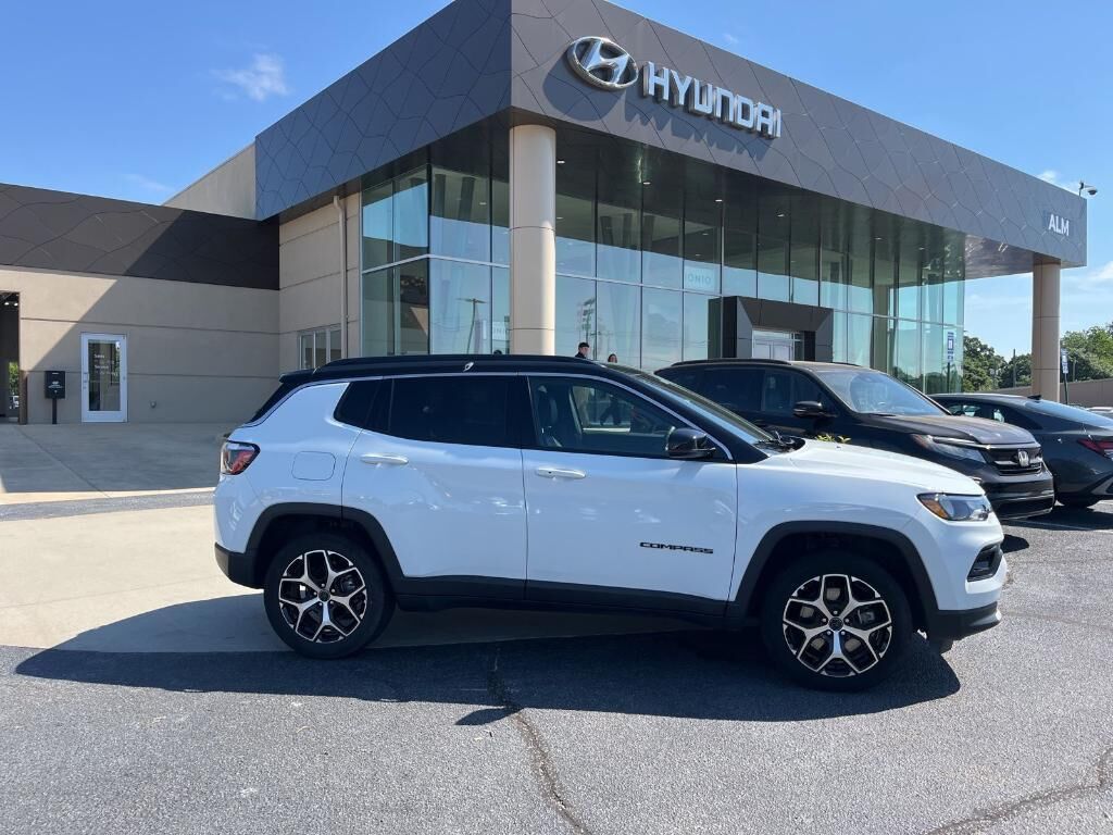 2025 JEEP Compass