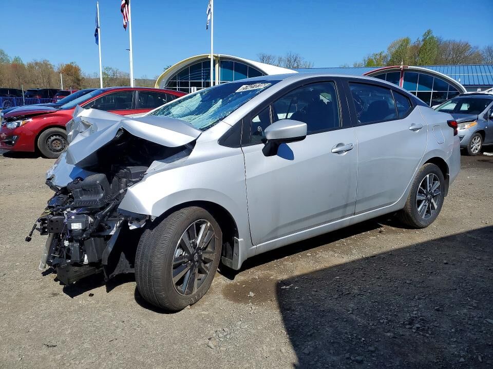 2025 NISSAN Versa