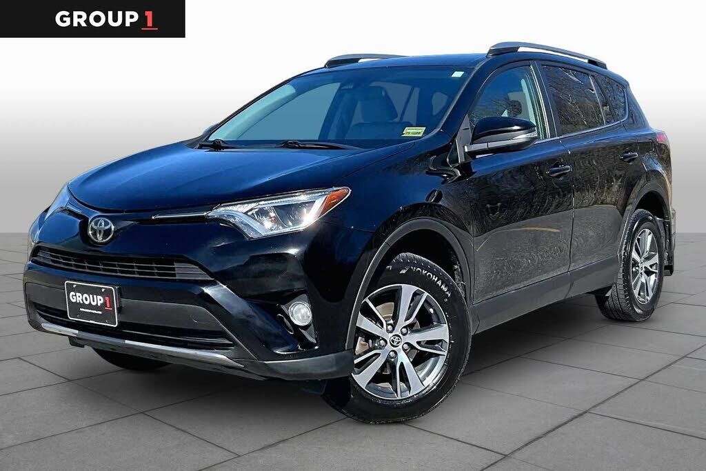 2017 TOYOTA RAV4