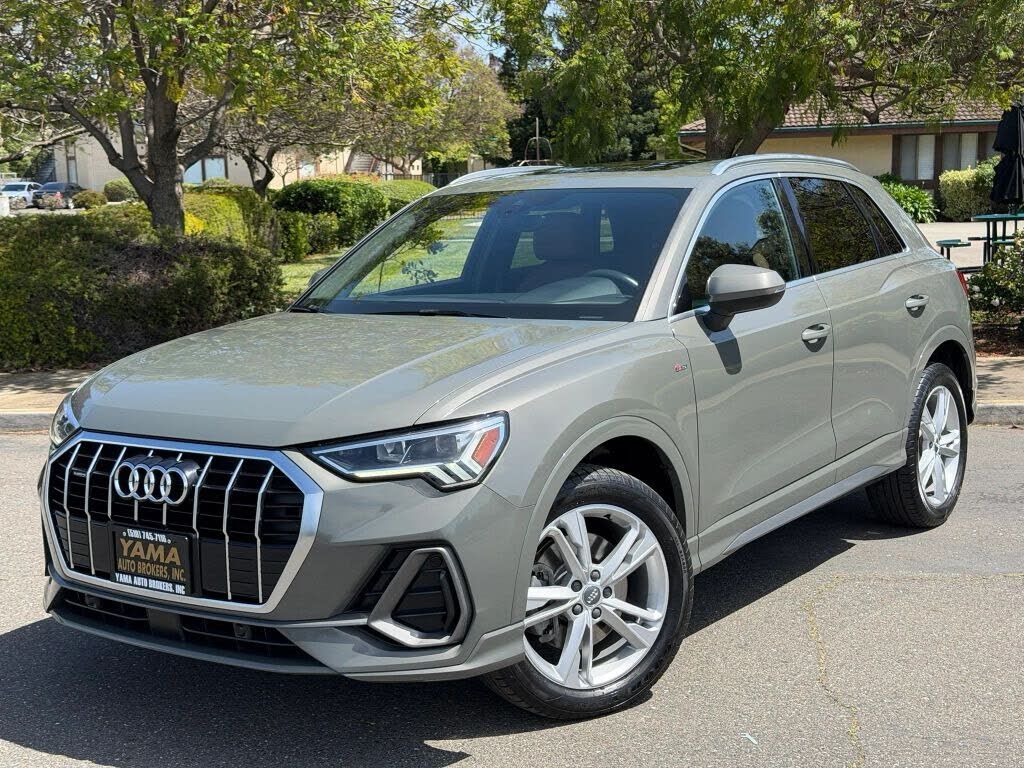 2019 AUDI Q3
