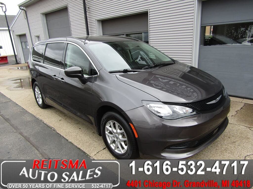 2022 CHRYSLER Pacifica