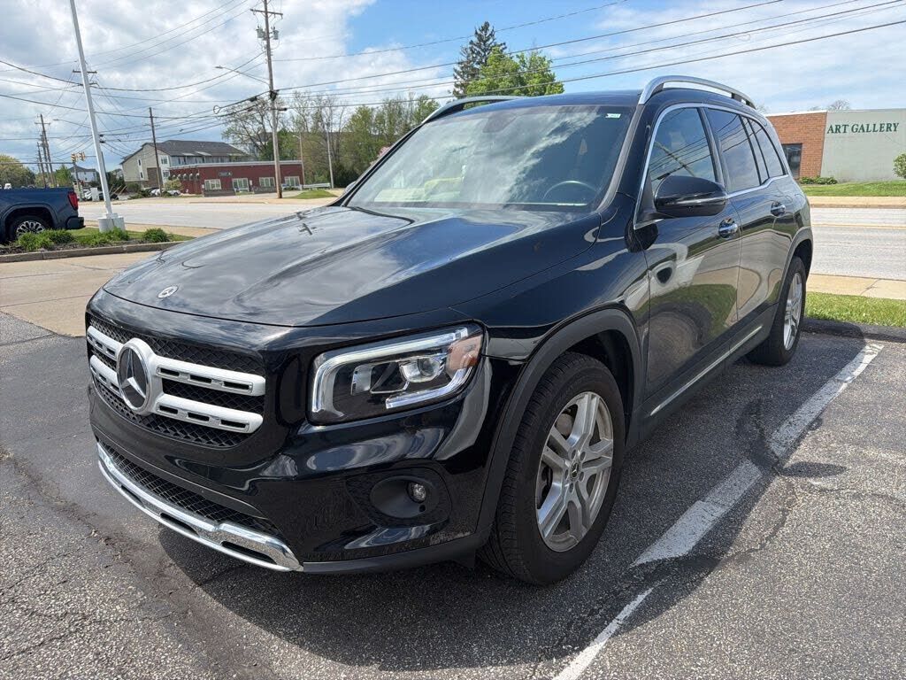 2023 MERCEDES-BENZ GLB-Class